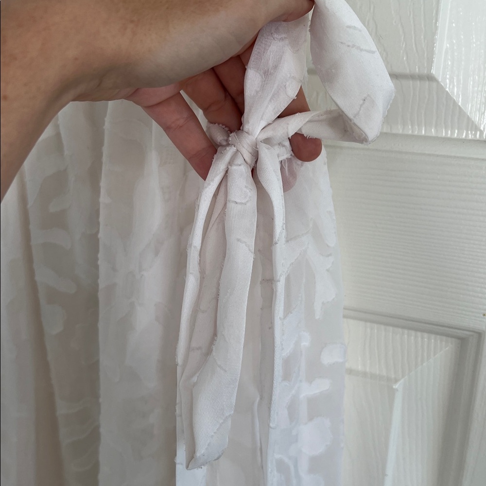 ShowPo white floral burnout lace maxi skirt swim cover up size 16 US - Picture 7 of 10